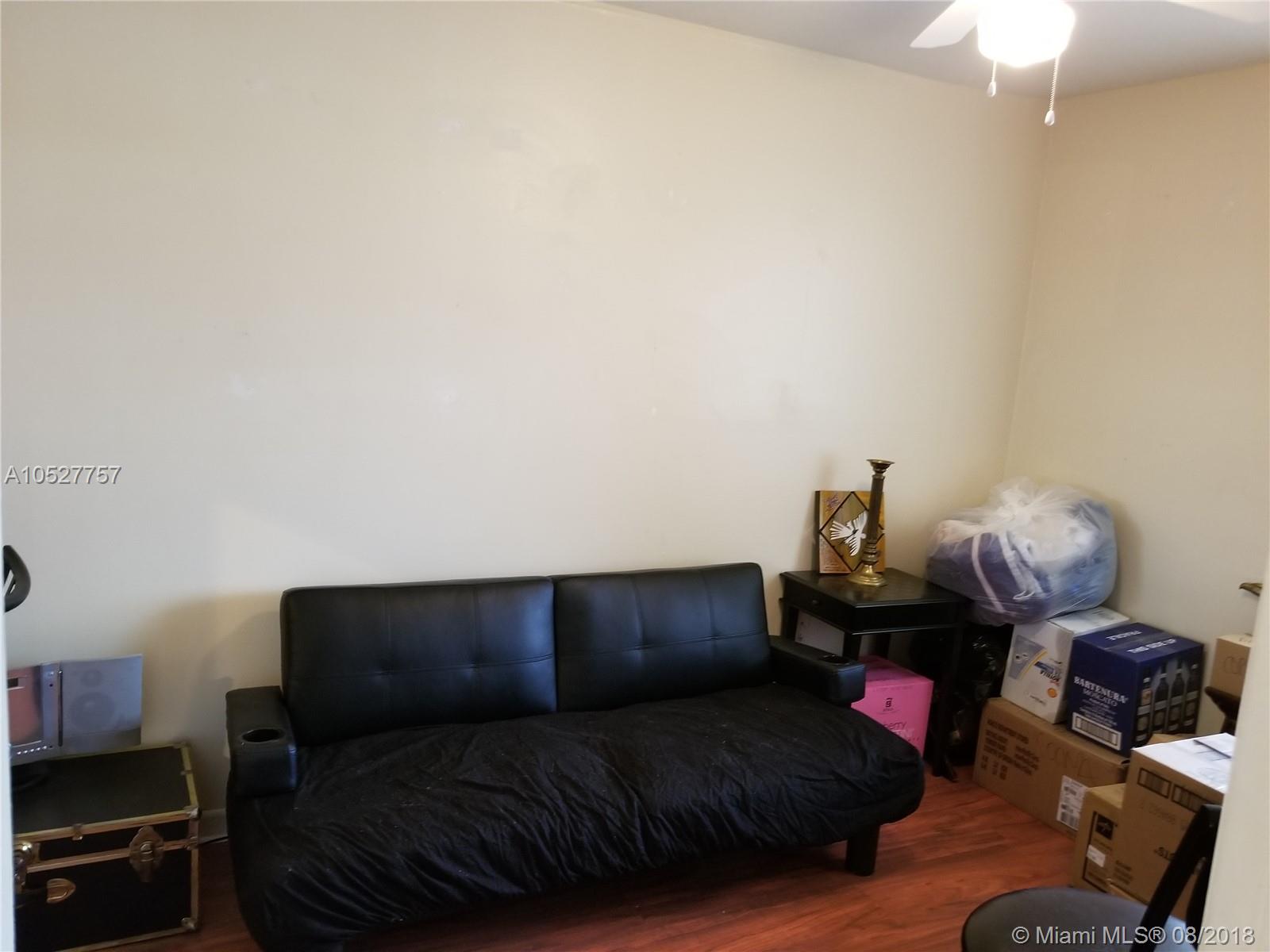 TENNIS VIEW CONDO PH I - Residential