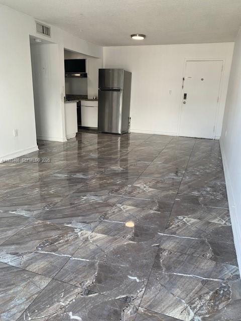 3615 NE 167th St 404