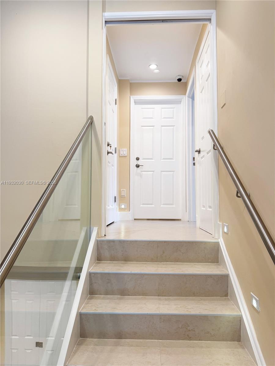 PALM-AIRE OAKS COURSE EST - Residential