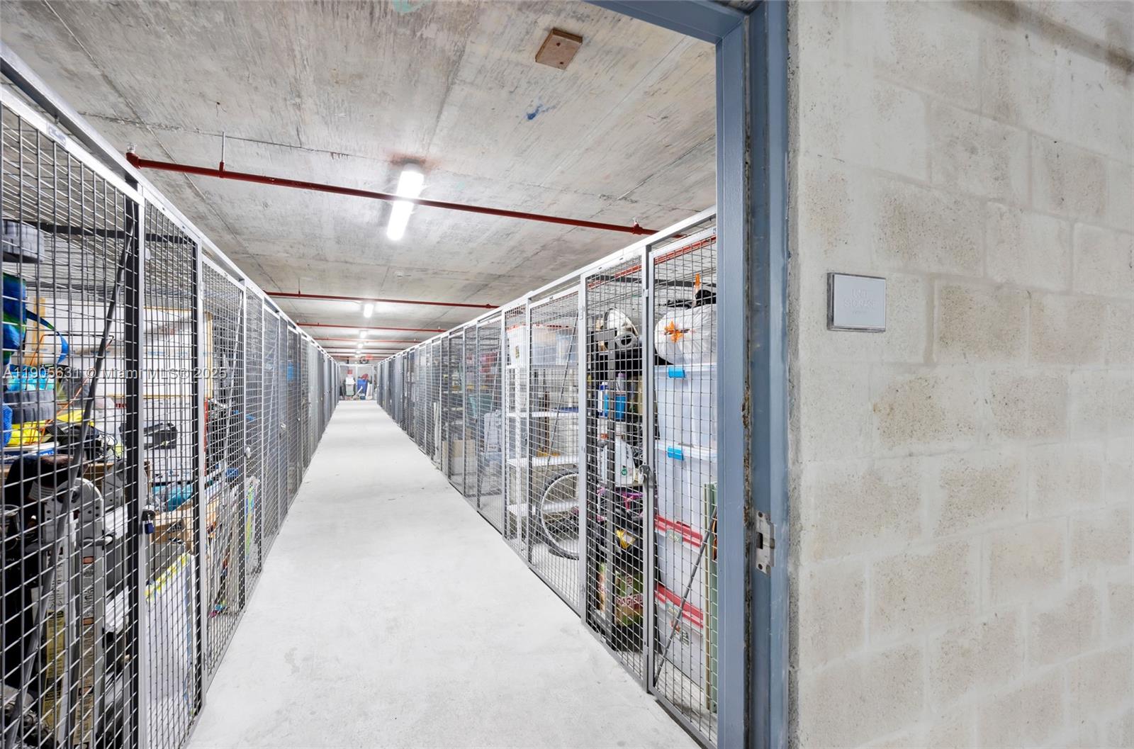 THE LEXI CONDO - Residential