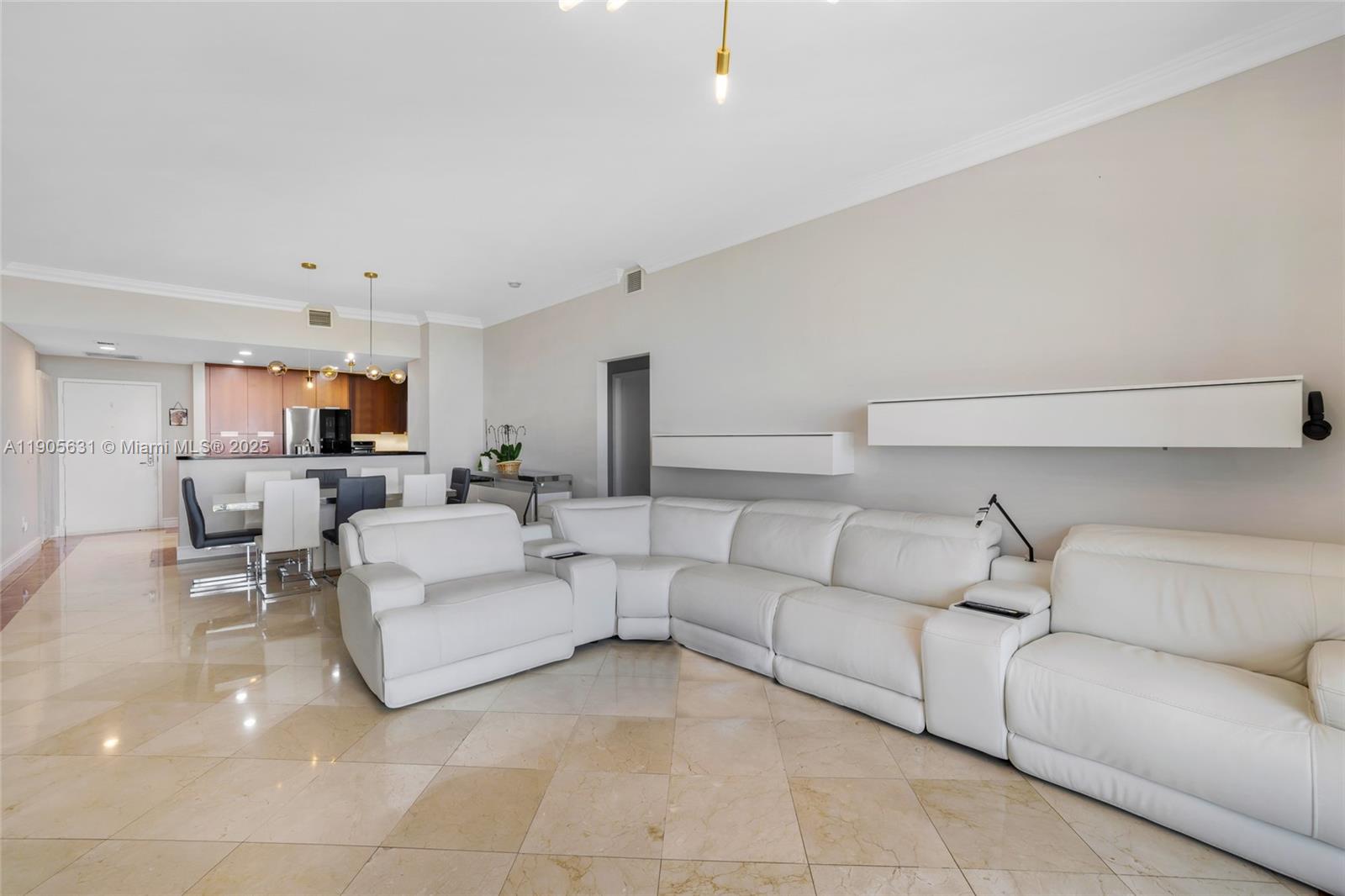 THE LEXI CONDO - Residential