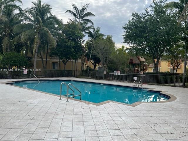 VILLAGE WALK II - Residential