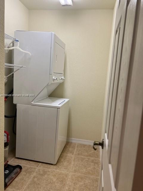 VILLAGE WALK II - Residential