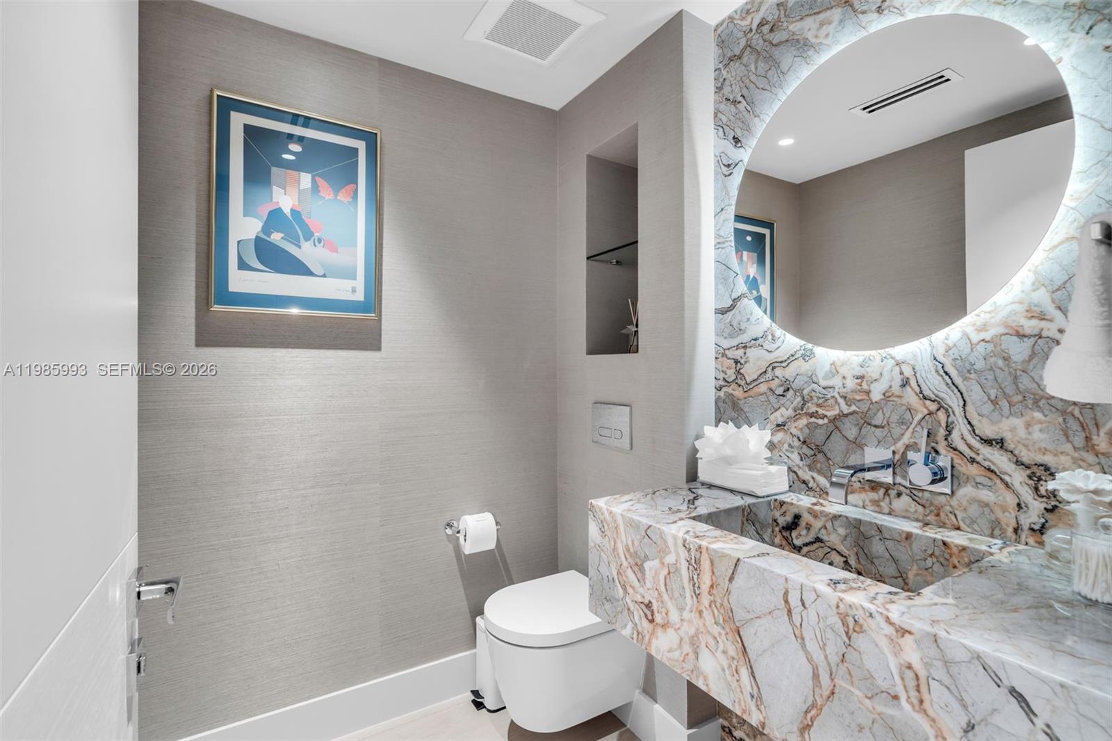 GRAND BAY TOWER CONDO - Residential Lease