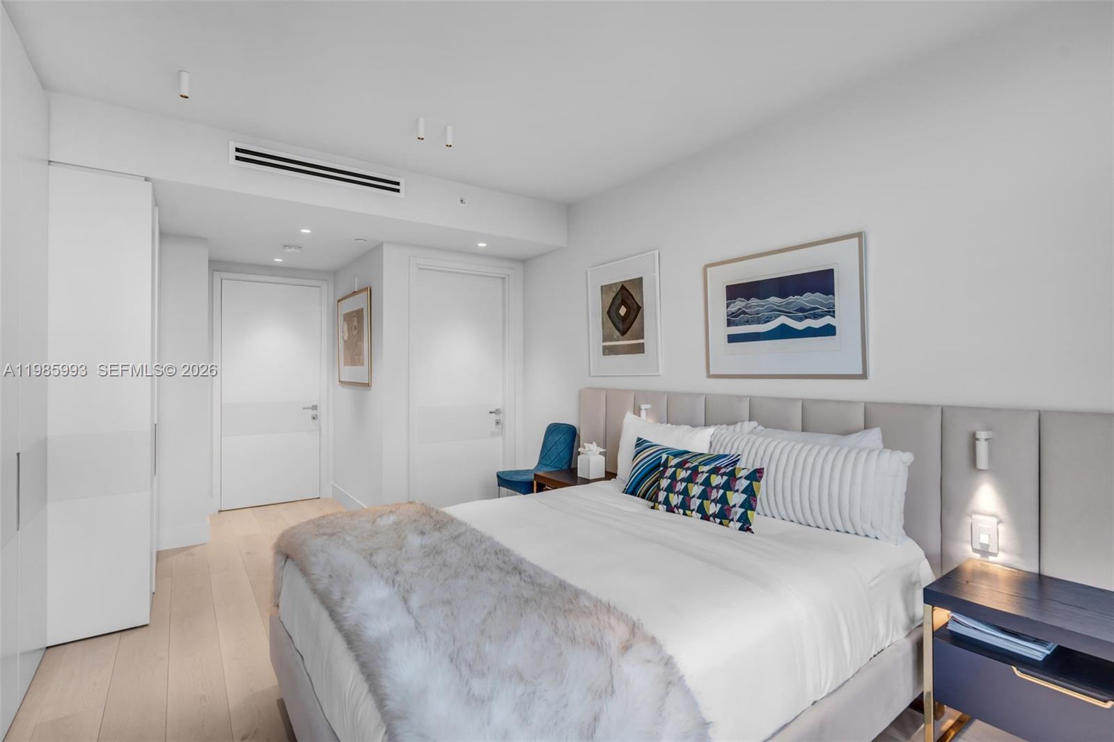 GRAND BAY TOWER CONDO - Residential Lease