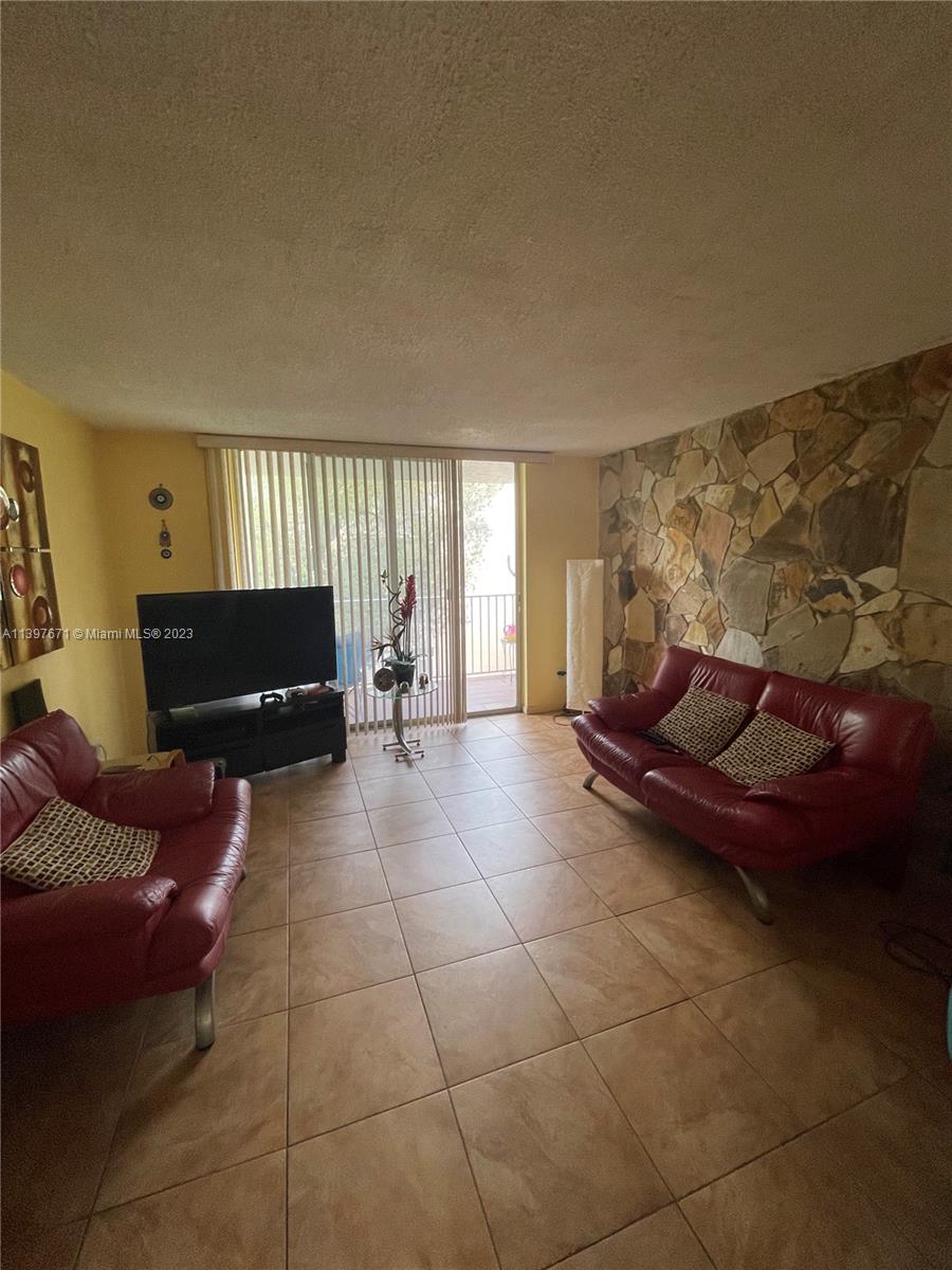 Great one bedroom one bathroom apartment 777 sq ft in the Fontainbleu area. Close to Miami International Mall, shopping, restaurants, and the turnpike. Large Master bedroom with two closets adjacent from each other. Unit has one reserved parking space and plenty of guest parking. AC replaced in 2021, this apartment has been very well maintained and in great condition. Tenant occupied until June 30th. Please text listing agent for showings.