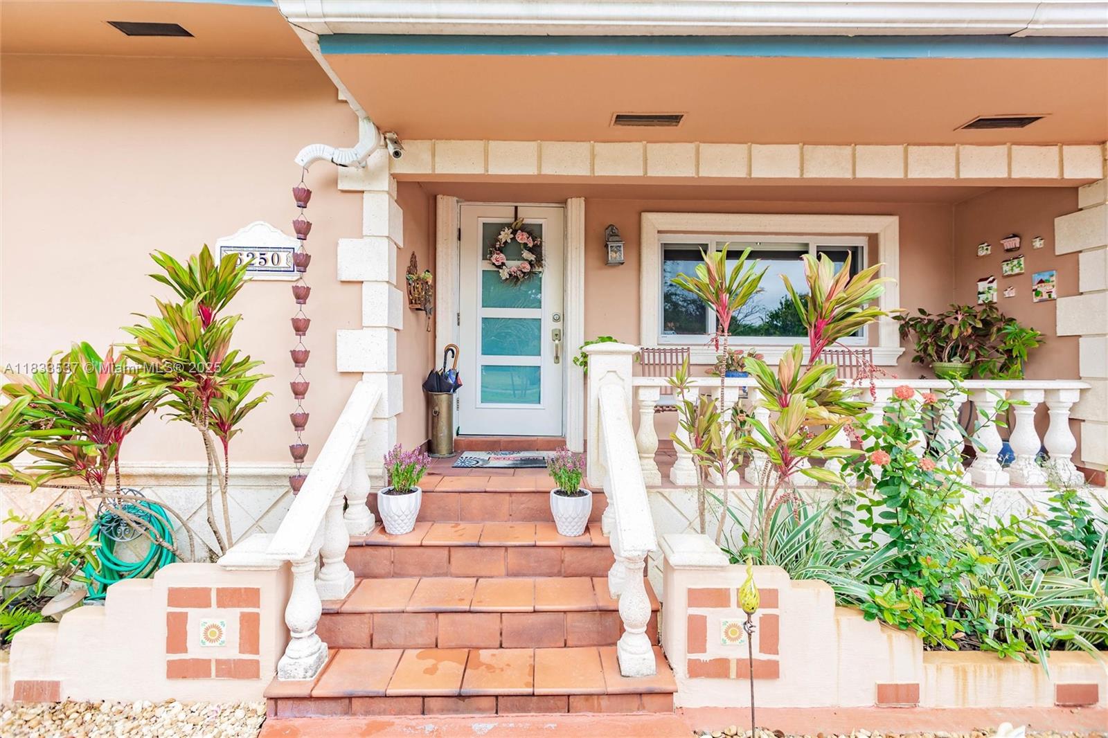 GABLES VIEW - Residential
