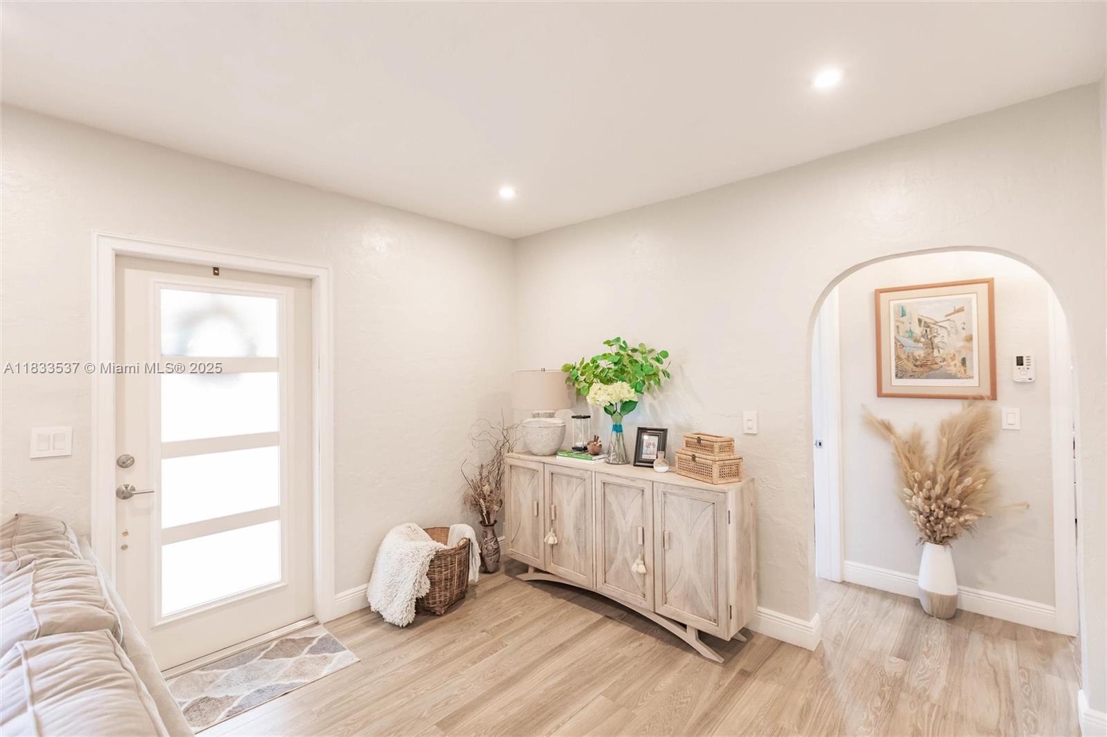 GABLES VIEW - Residential