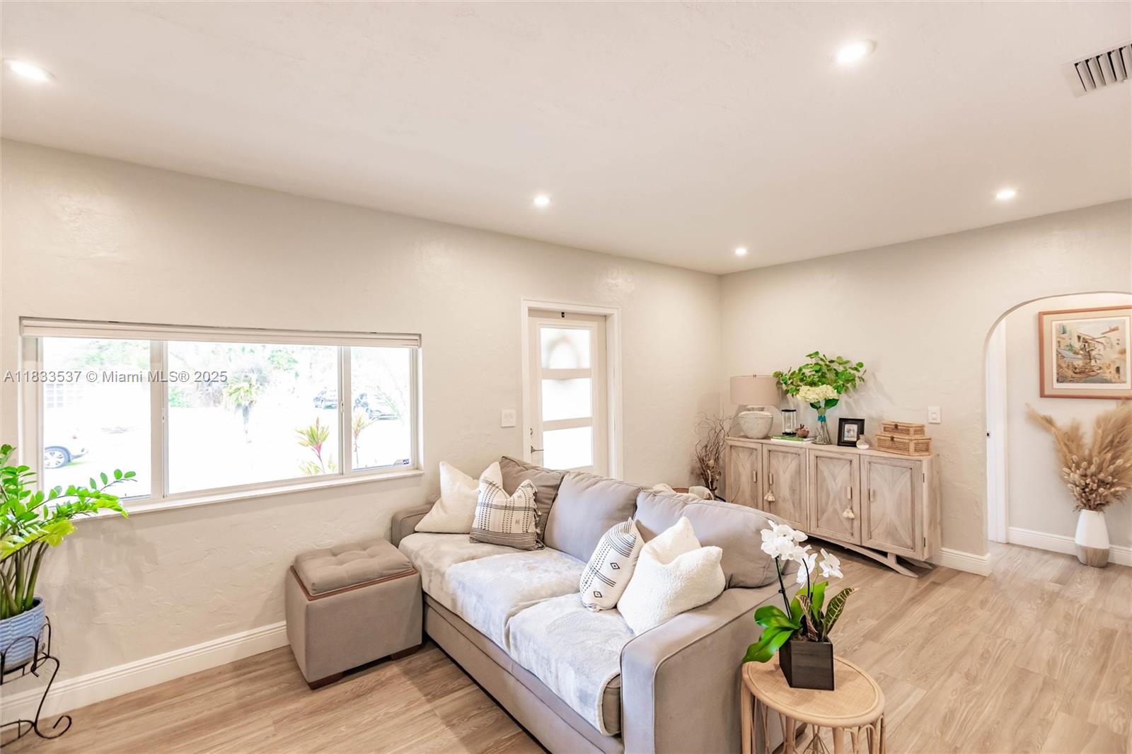GABLES VIEW - Residential