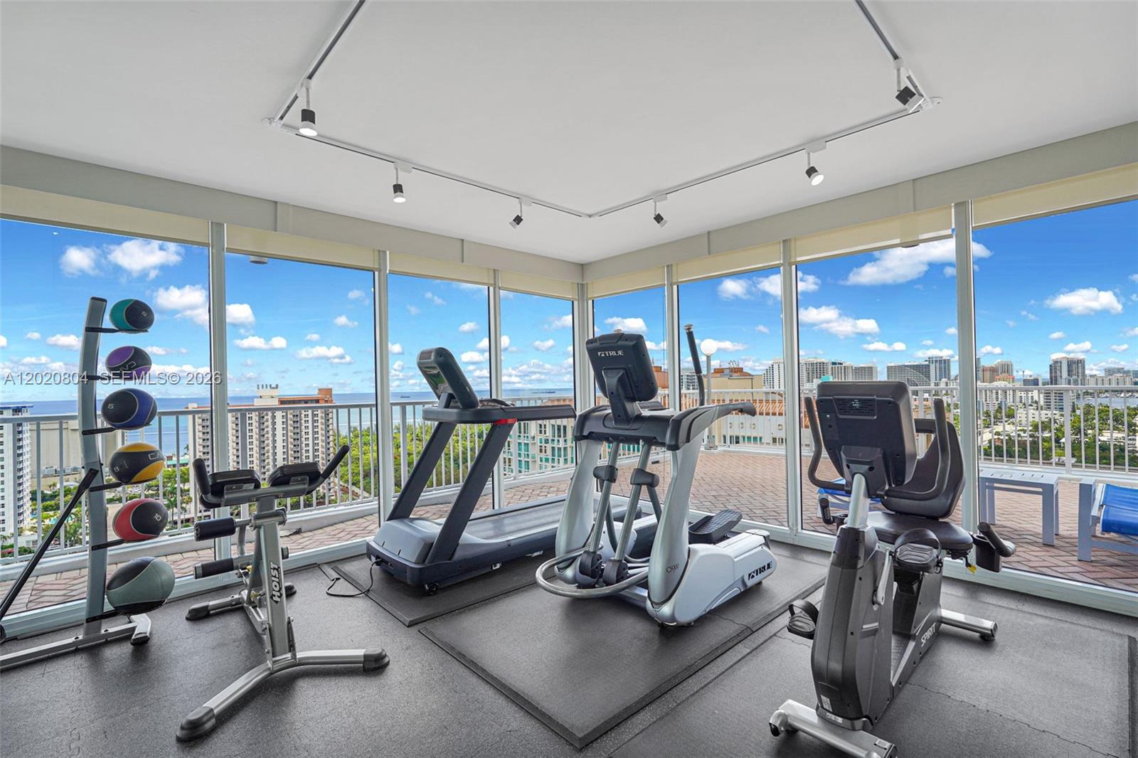 SUNRISE EAST CONDO - Residential