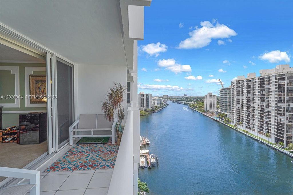 Photo of 2800 E Sunrise Blvd #17E, Fort Lauderdale, FL 33304 (MLS # A12020804)