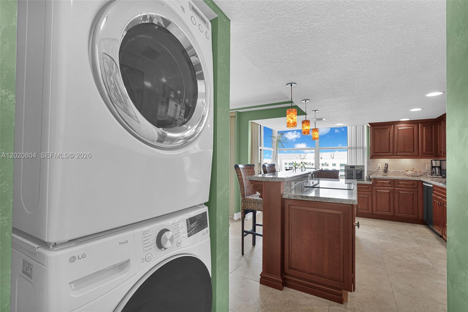 SUNRISE EAST CONDO - Residential