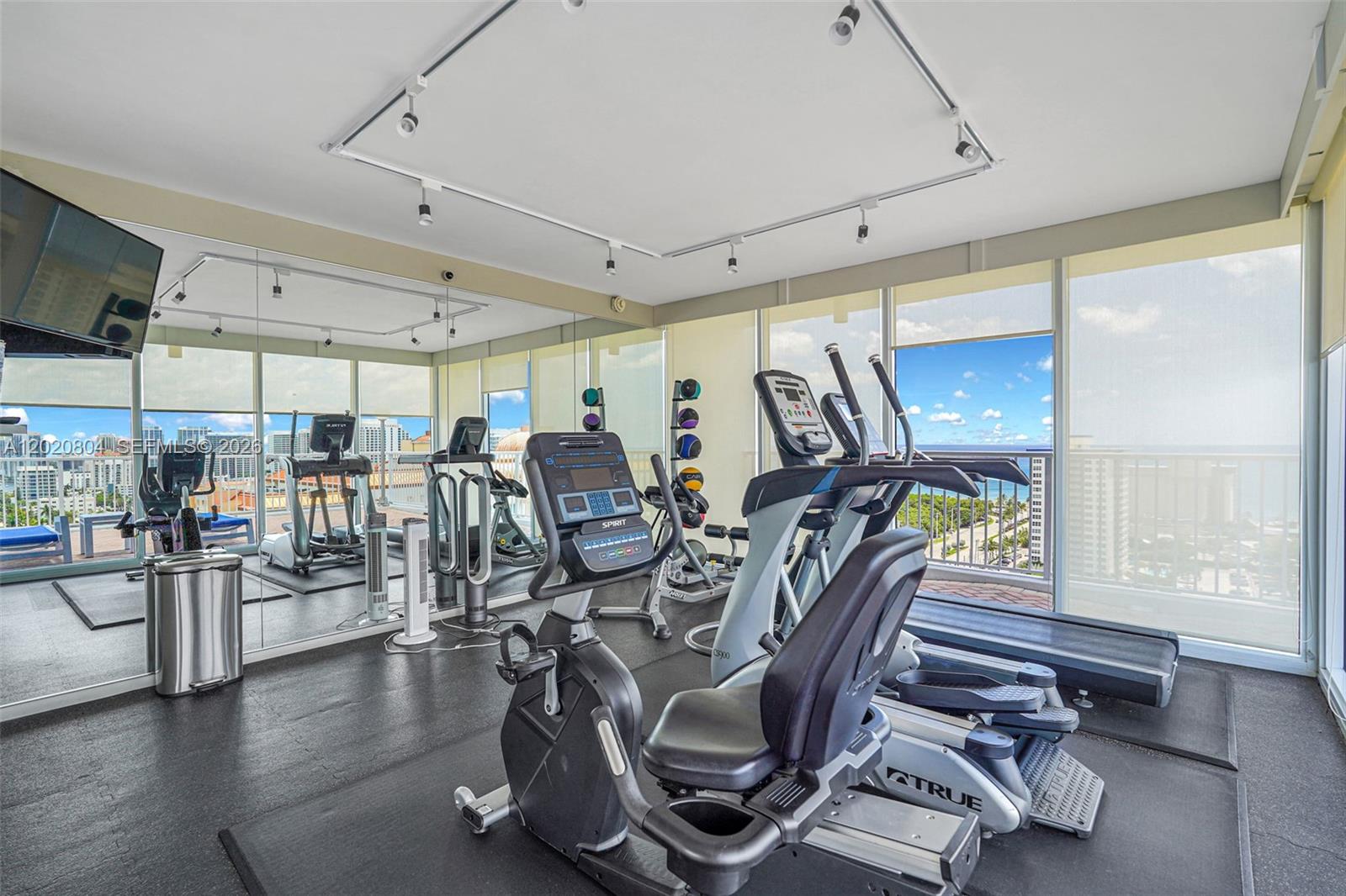 SUNRISE EAST CONDO - Residential