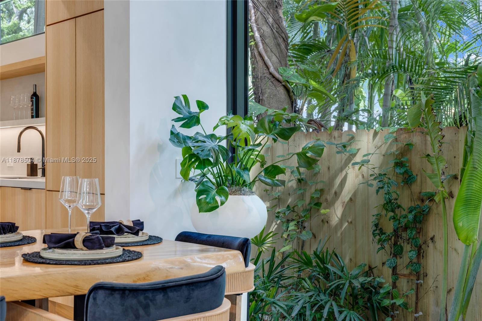 SPRING GARDEN - Residential Lease