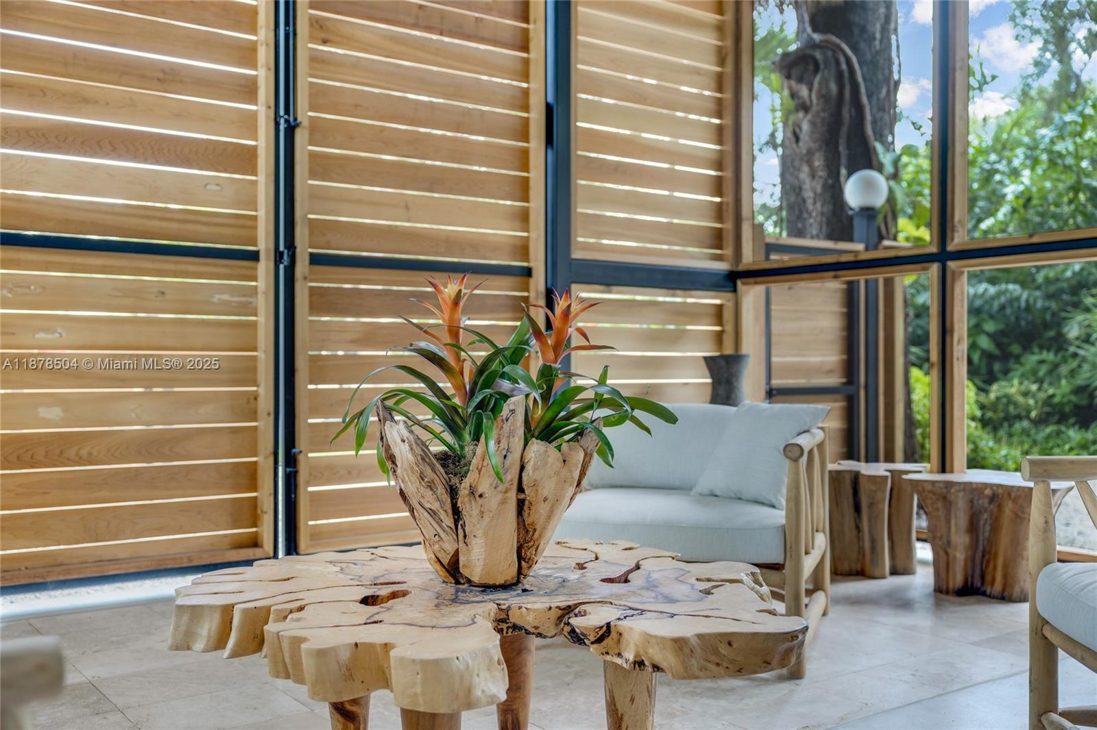 SPRING GARDEN - Residential Lease