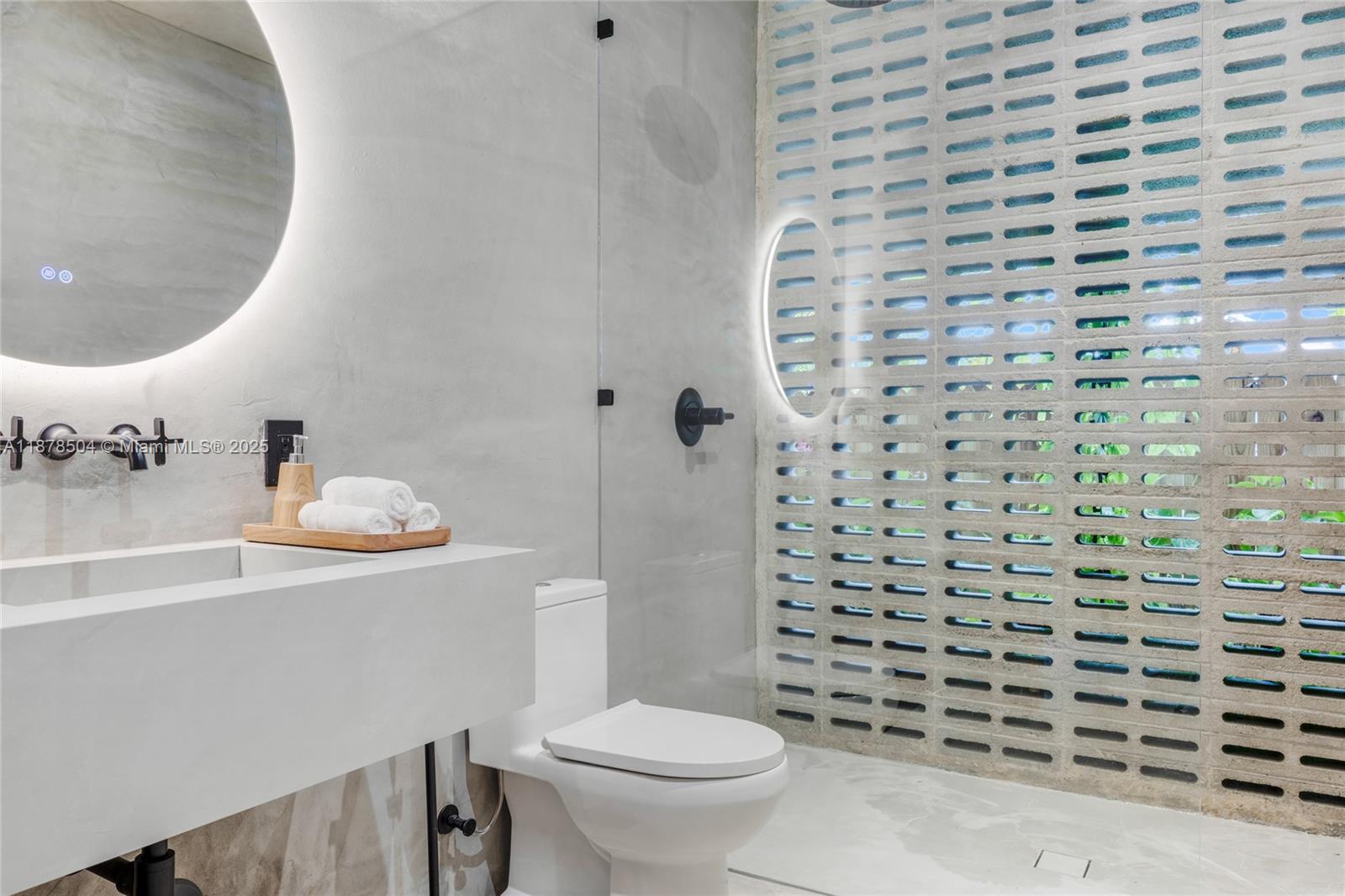 SPRING GARDEN - Residential Lease