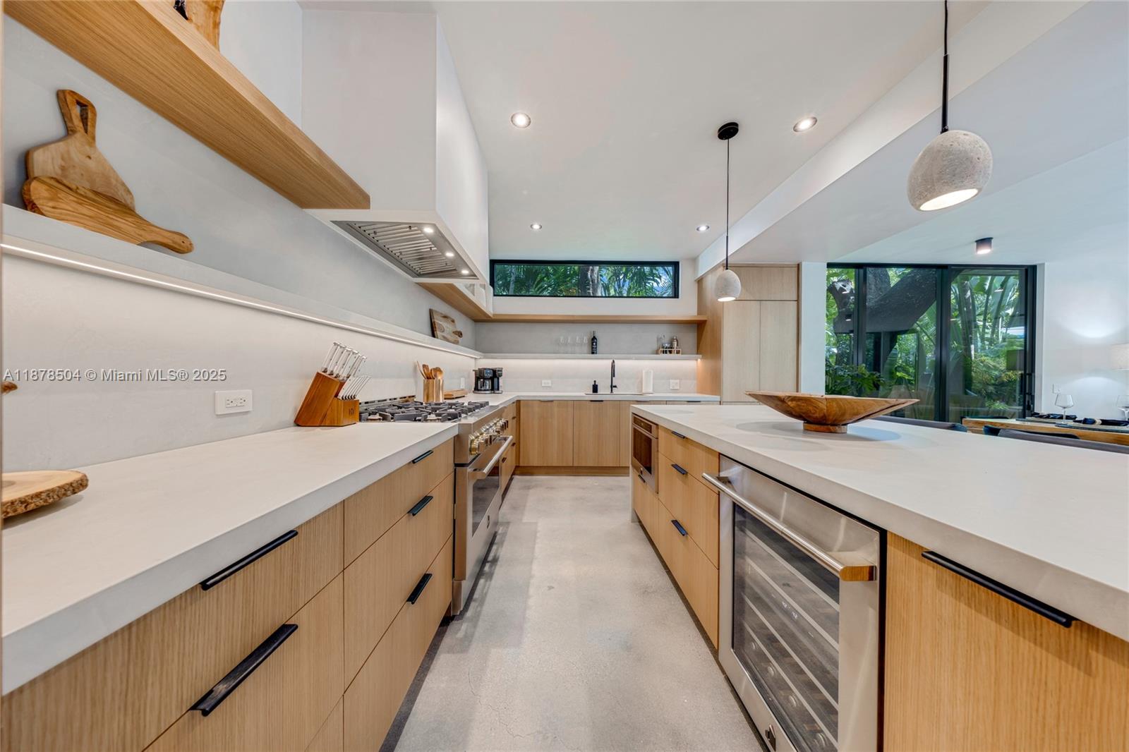 SPRING GARDEN - Residential Lease