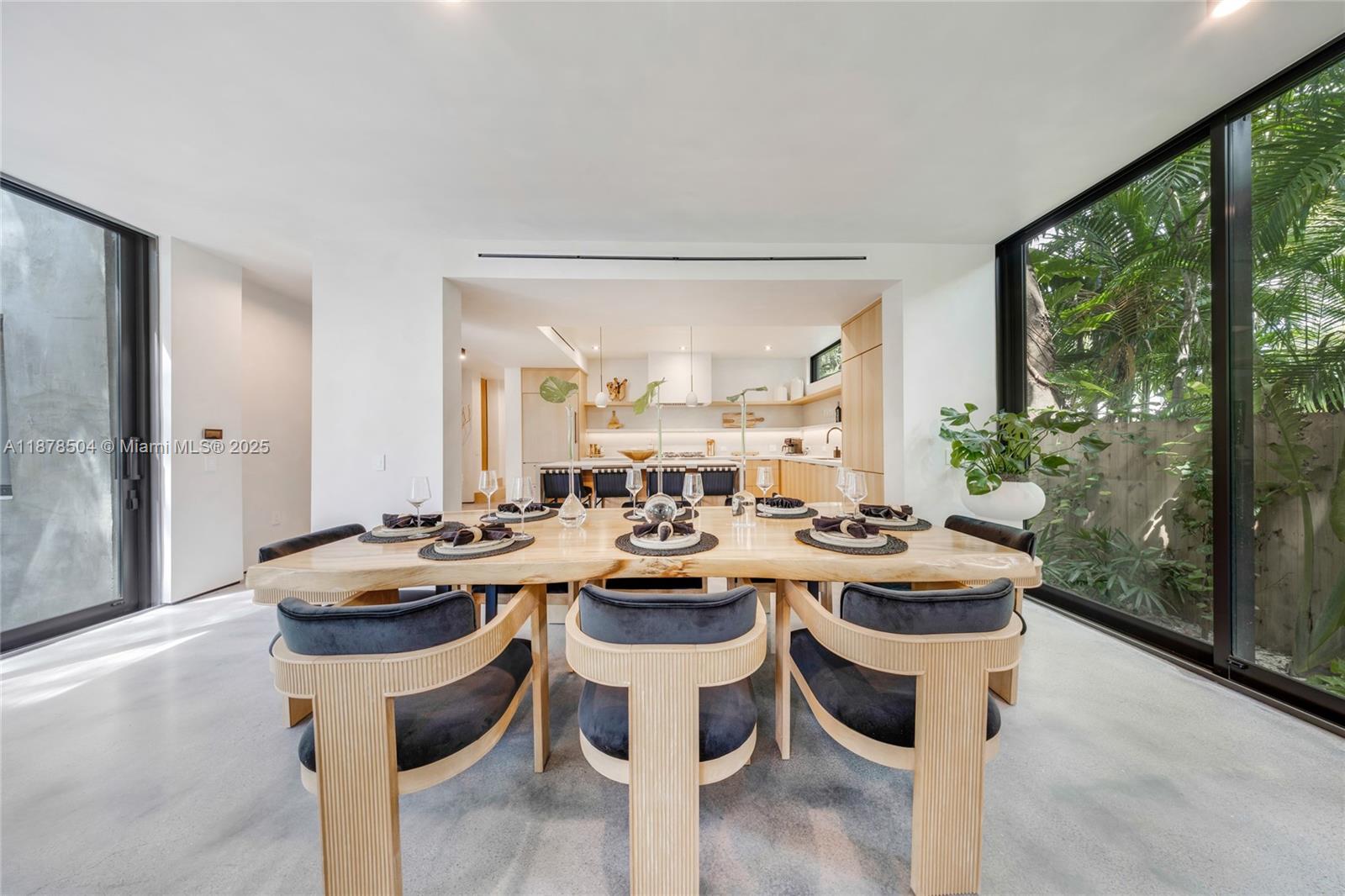 SPRING GARDEN - Residential Lease