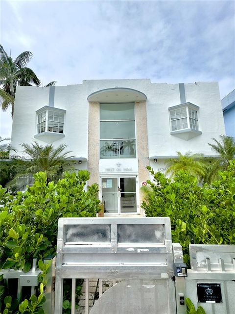 View photos, virtual tours, details... 1526 Pennsylvania Ave 2 Miami Beach FL 33139