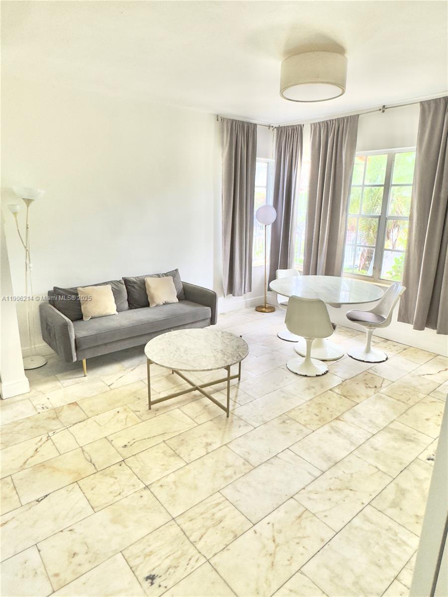 1526 Pennsylvania Ave 2