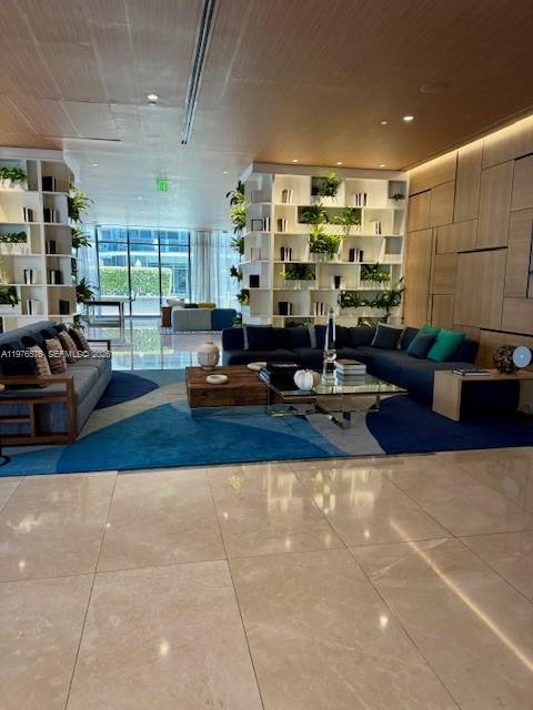 BRICKELL HEIGHTS WEST CON - Residential Lease