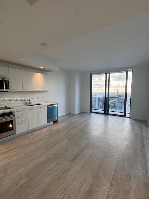 BRICKELL HEIGHTS WEST CON - Residential Lease