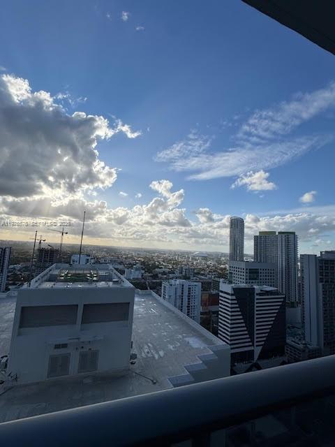 BRICKELL HEIGHTS WEST CON - Residential Lease