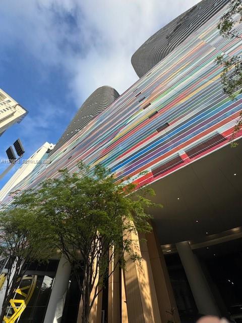 BRICKELL HEIGHTS WEST CON - Residential Lease