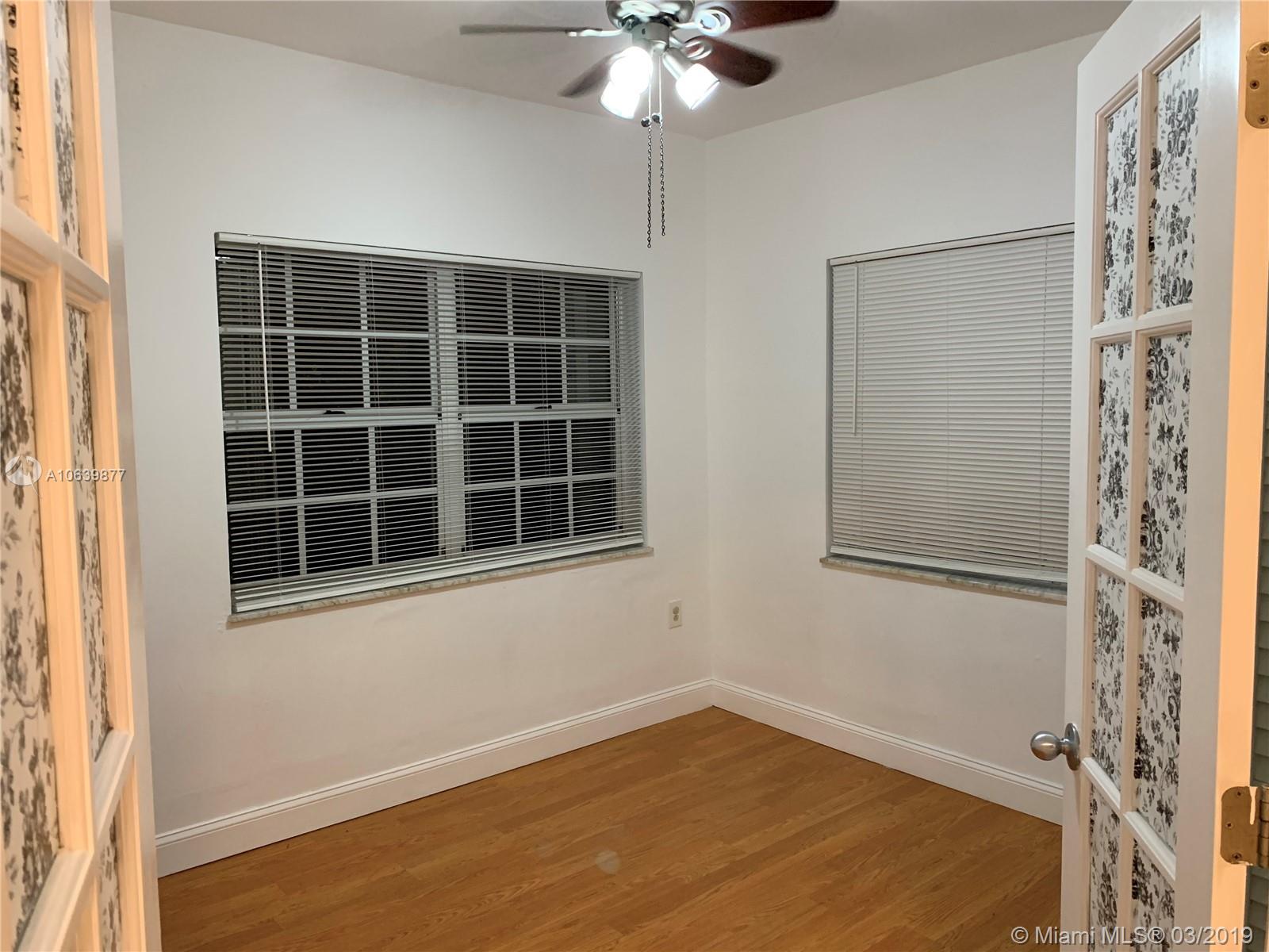 HOLLEMAN PARK - Residential Lease