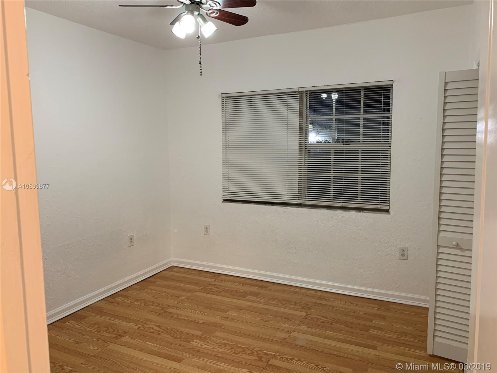 HOLLEMAN PARK - Residential Lease