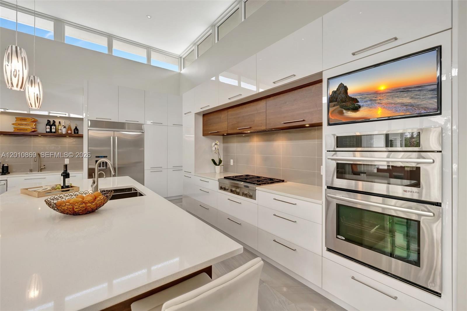 DIPLOMAT GOLF ESTATES - Residential
