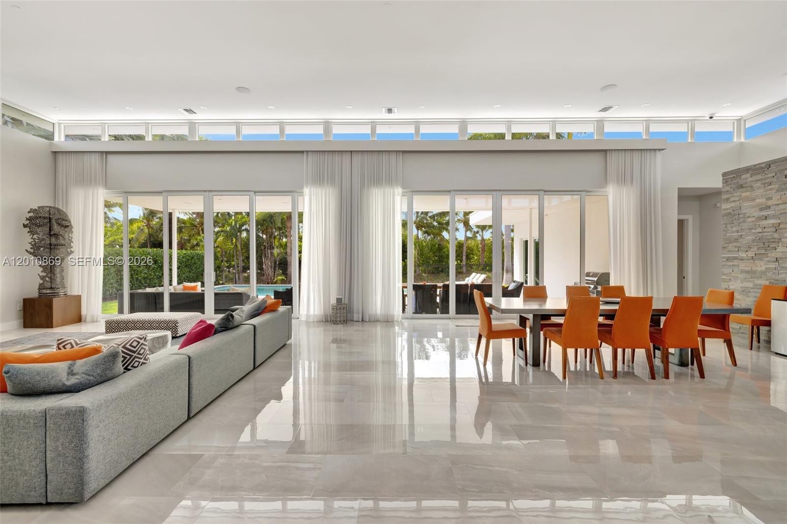 DIPLOMAT GOLF ESTATES - Residential