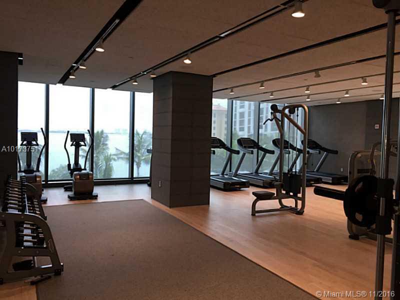 ICON  BAY - Residential Lease