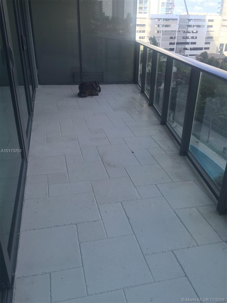 ICON  BAY - Residential Lease