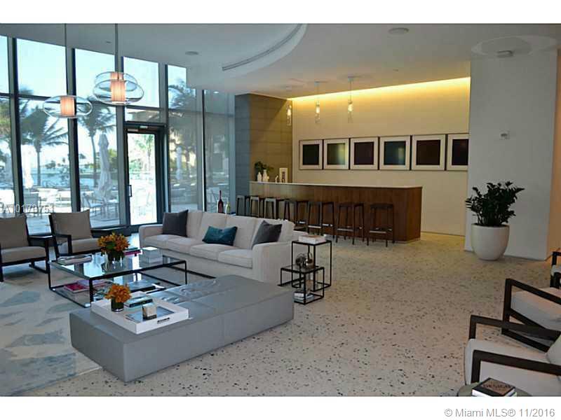 ICON  BAY - Residential Lease