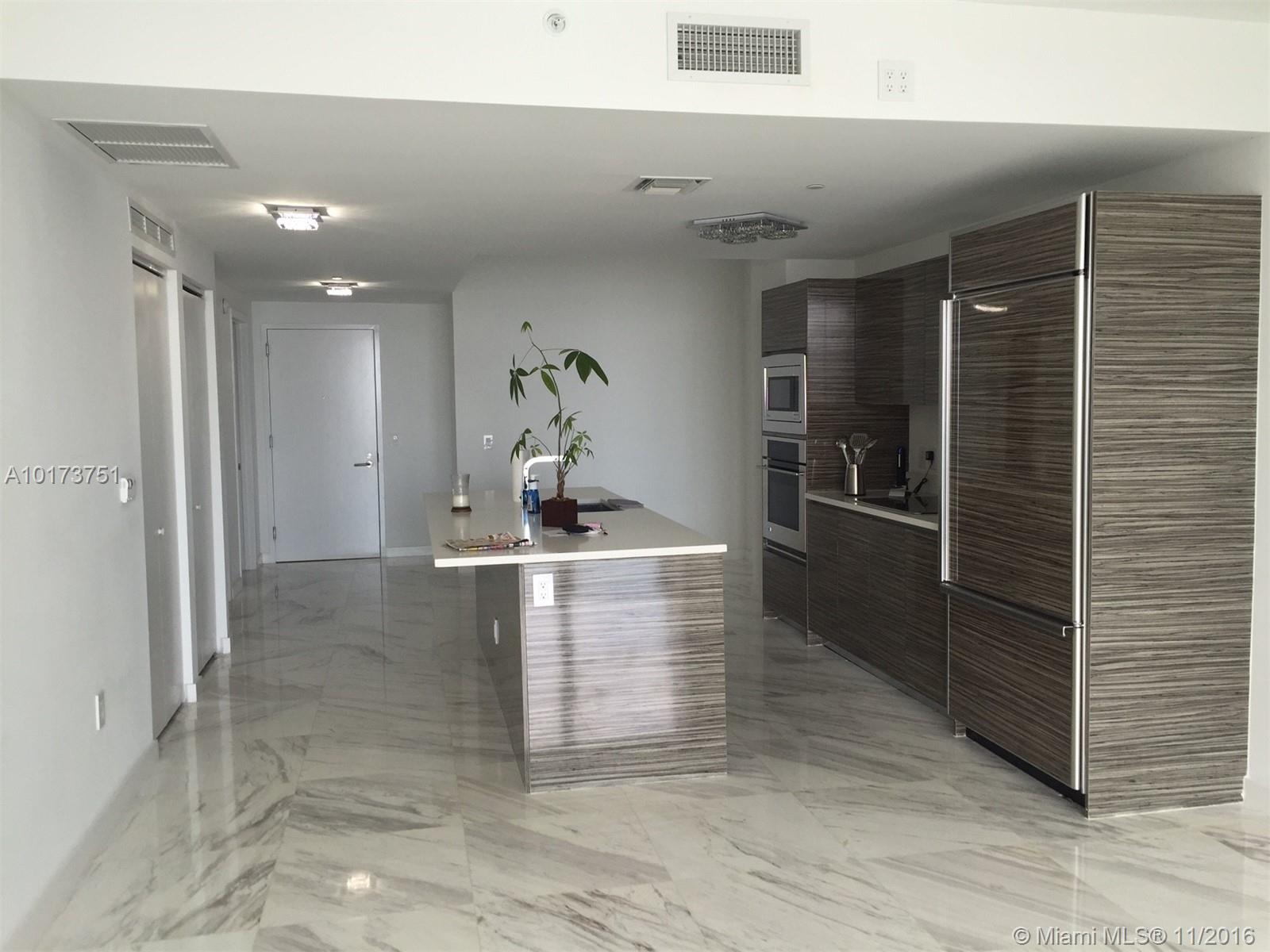 ICON  BAY - Residential Lease