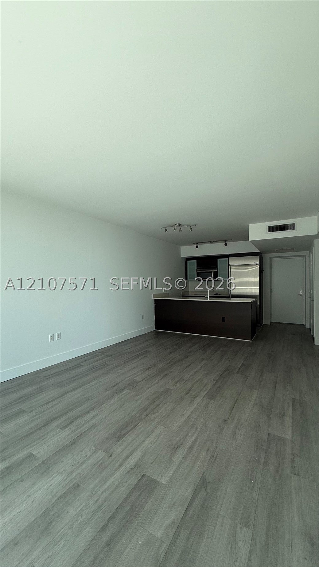 500 Brickell Ave 2808