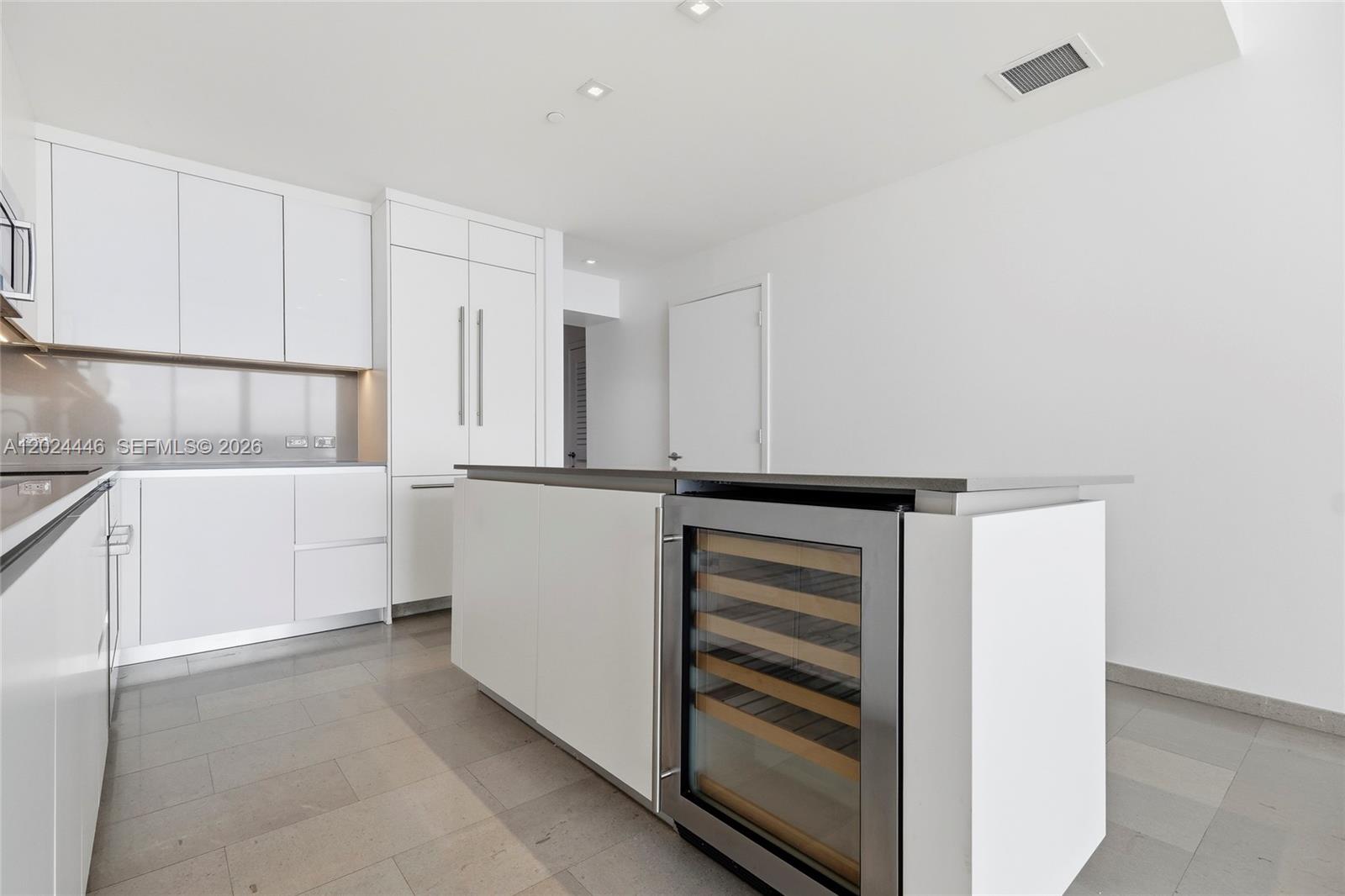 RISE CONDO - Residential Lease