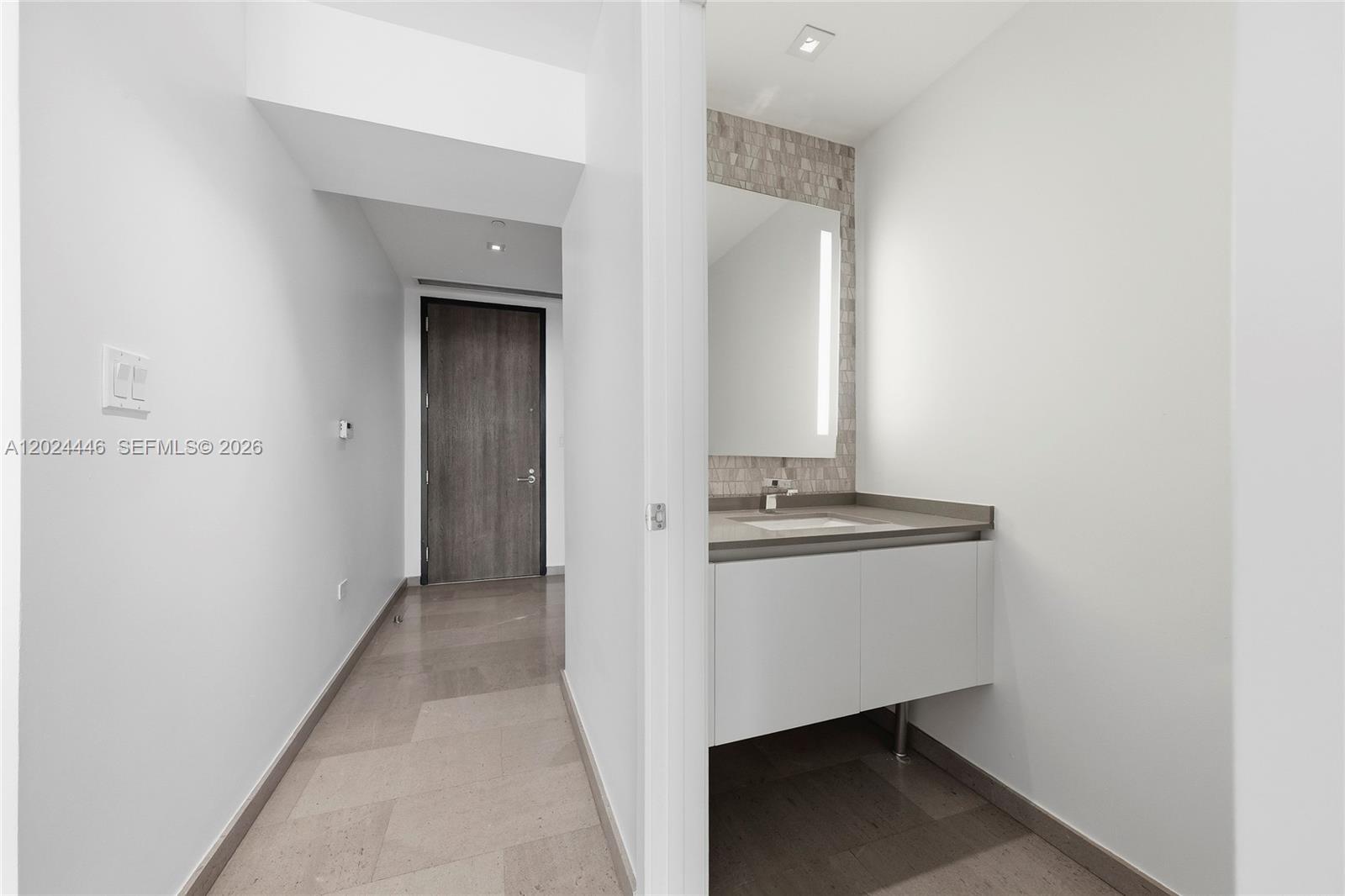 RISE CONDO - Residential Lease