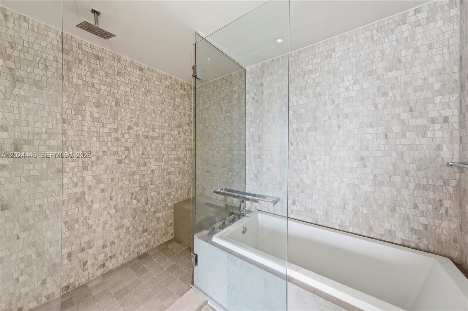 RISE CONDO - Residential Lease