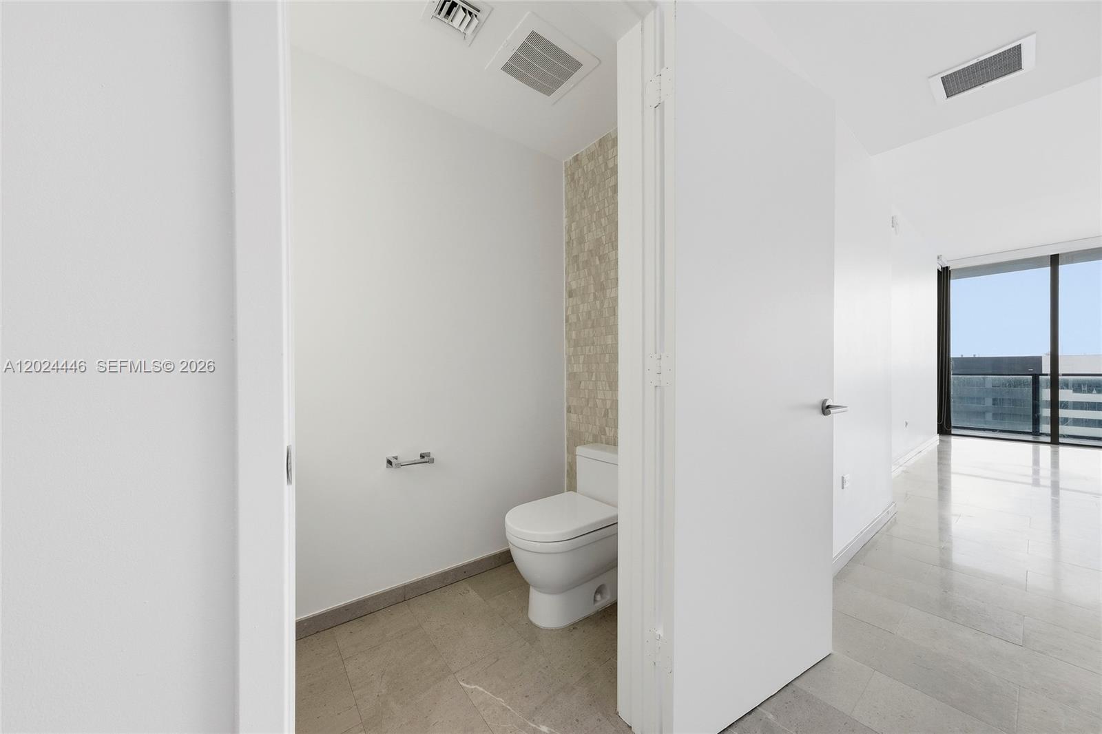 RISE CONDO - Residential Lease