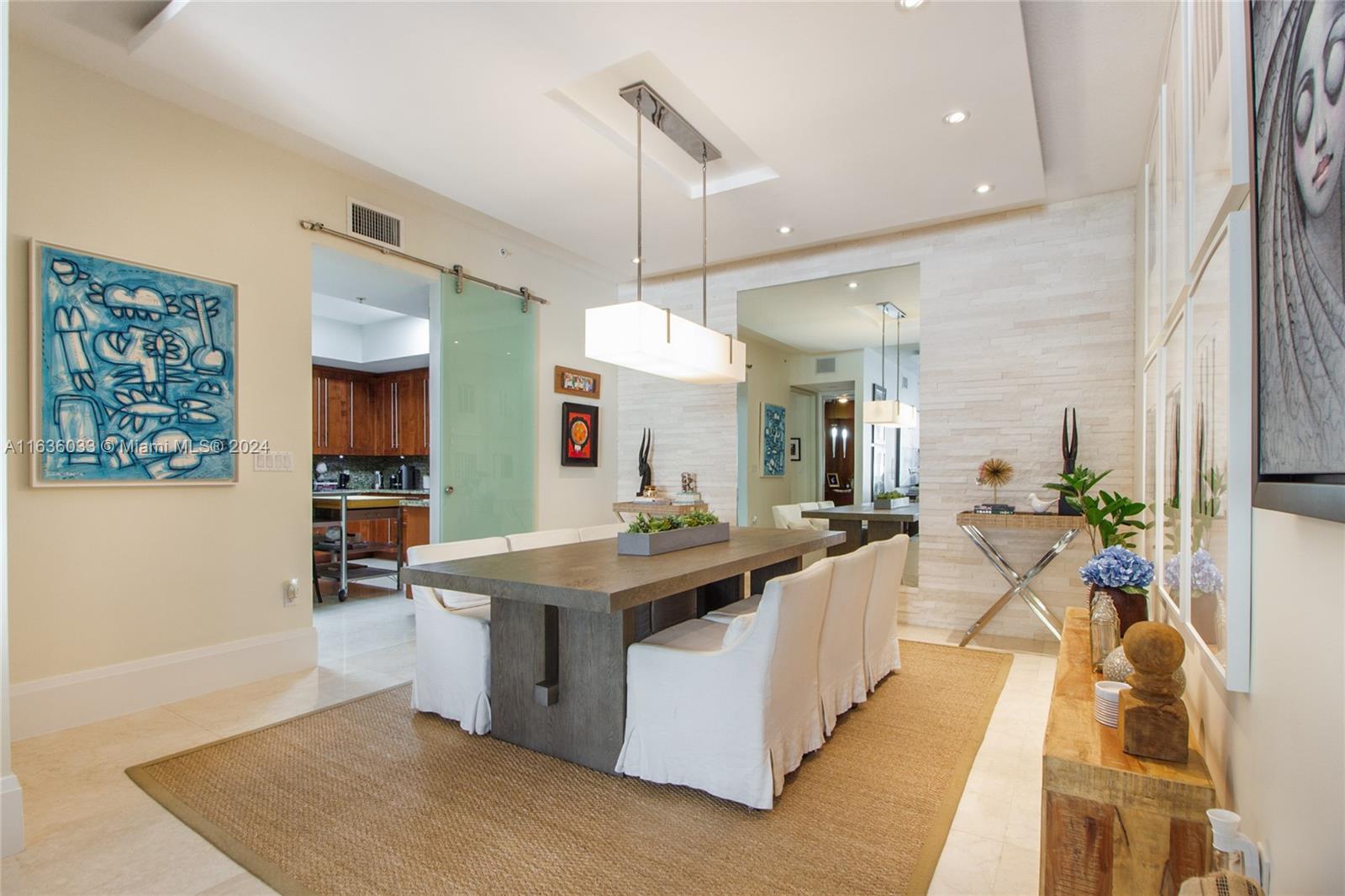 VALENCIA GRANDE CONDO - Residential Lease