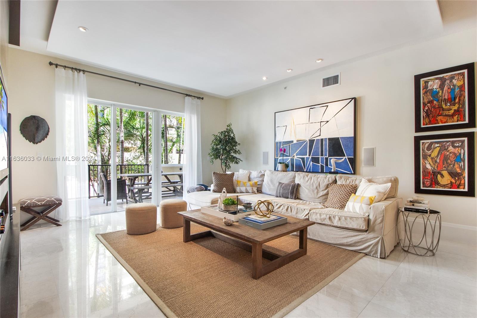 VALENCIA GRANDE CONDO - Residential Lease