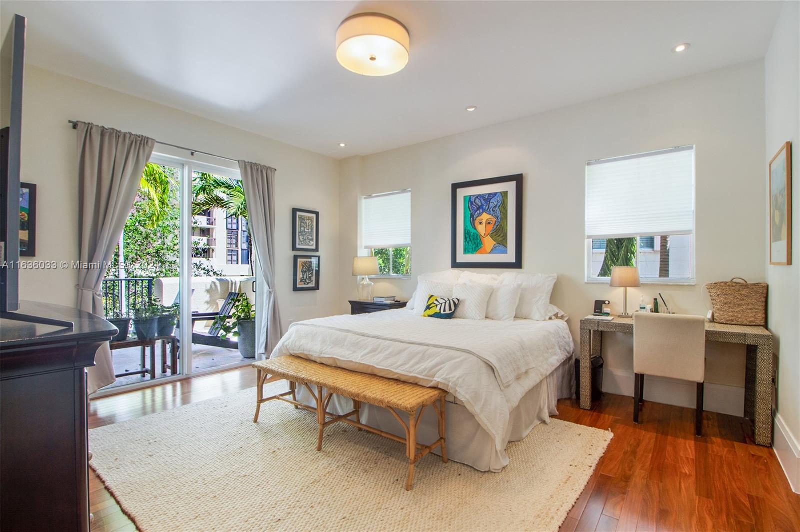 VALENCIA GRANDE CONDO - Residential Lease