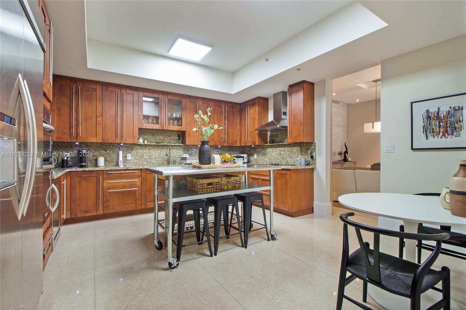 VALENCIA GRANDE CONDO - Residential Lease