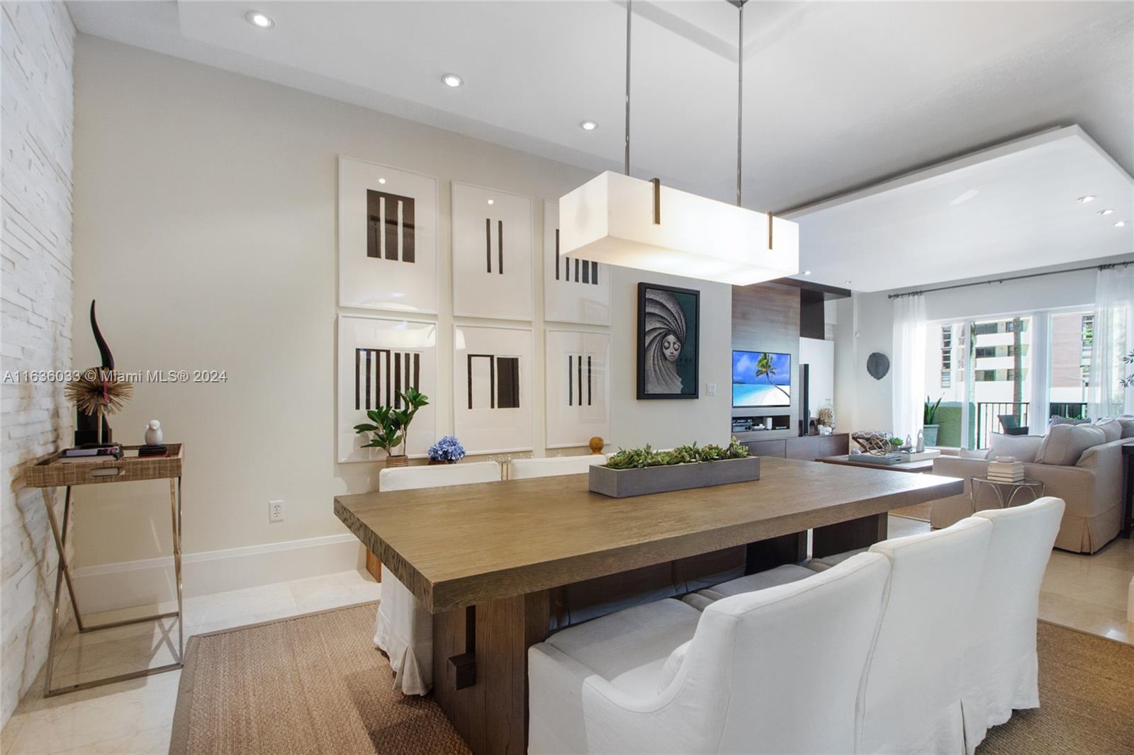 VALENCIA GRANDE CONDO - Residential Lease