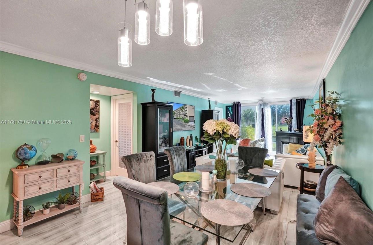 CASCADES OF LAUDERHILL - Residential