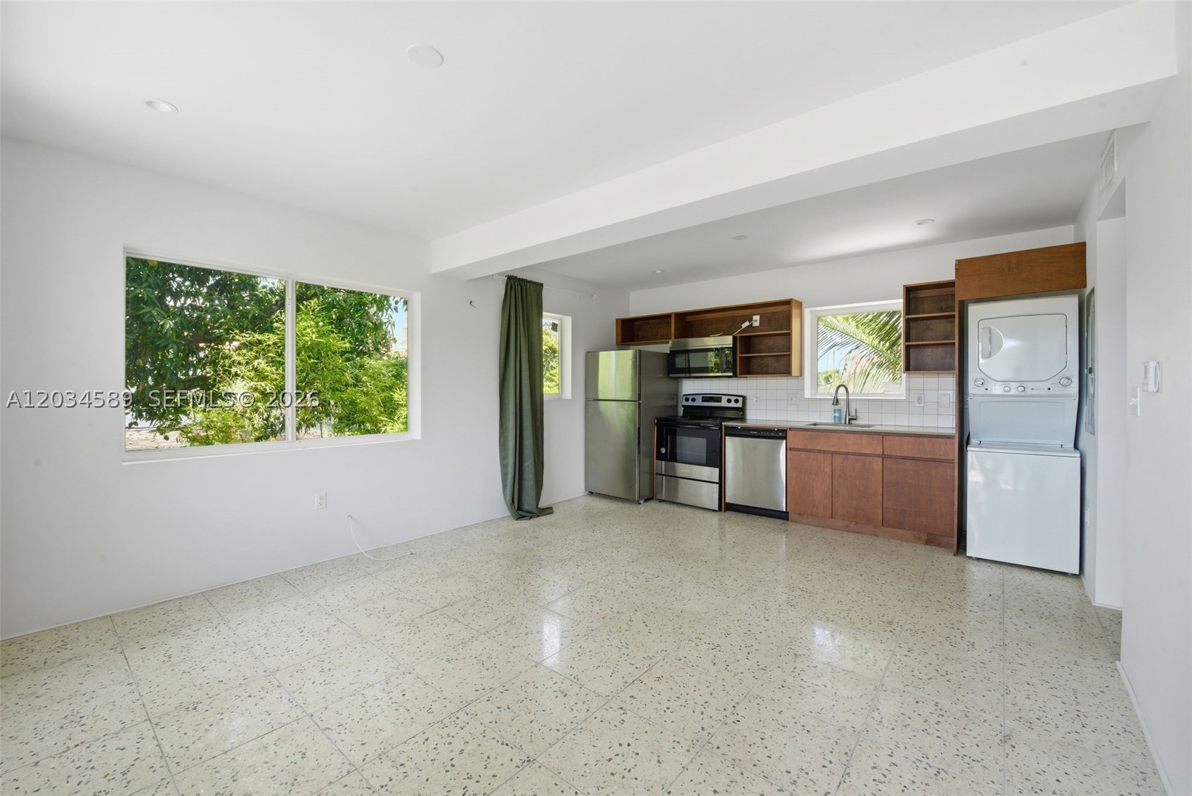 127 NW 74th St 3