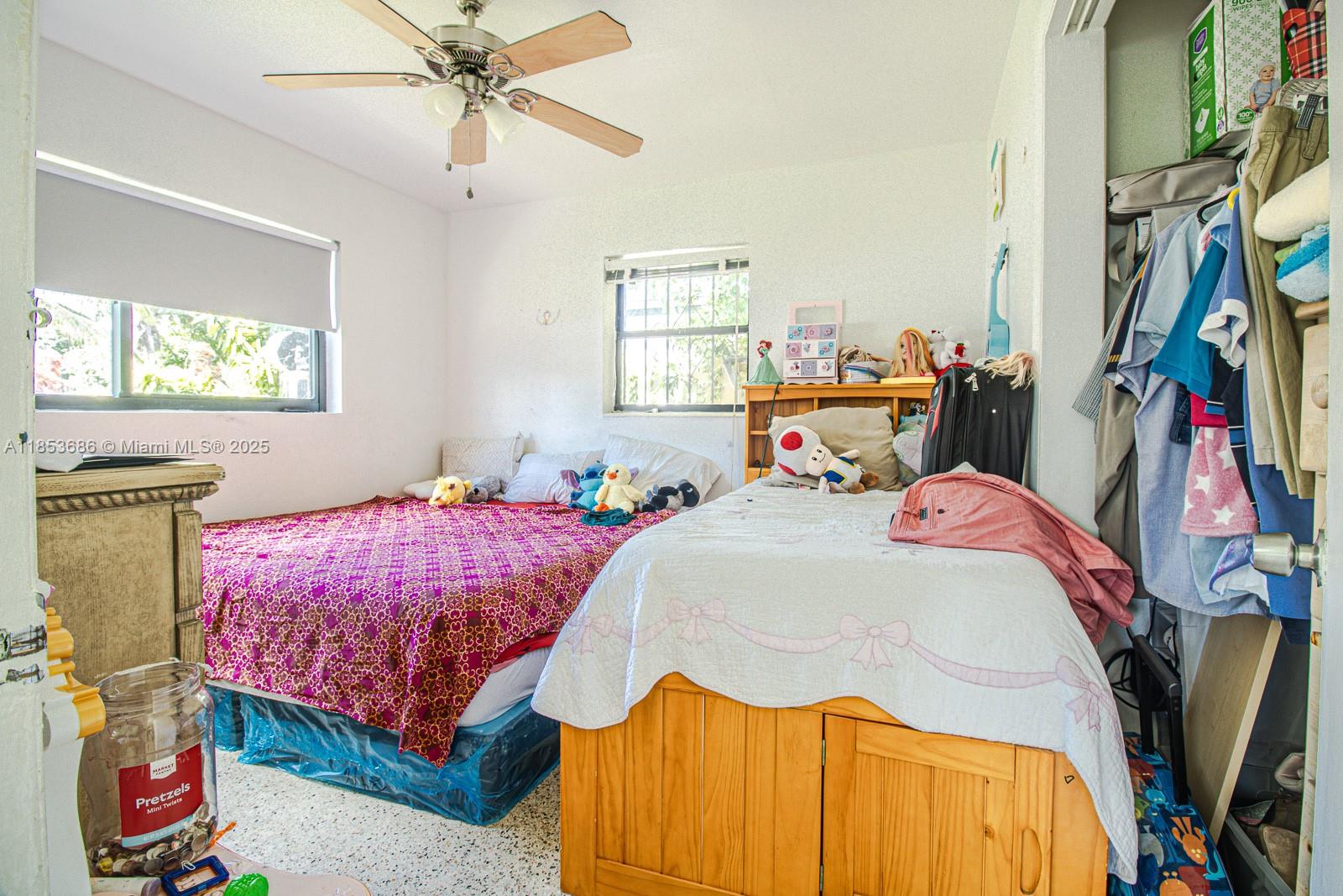 BISCAYNE SHORES UNIT 4 - Residential