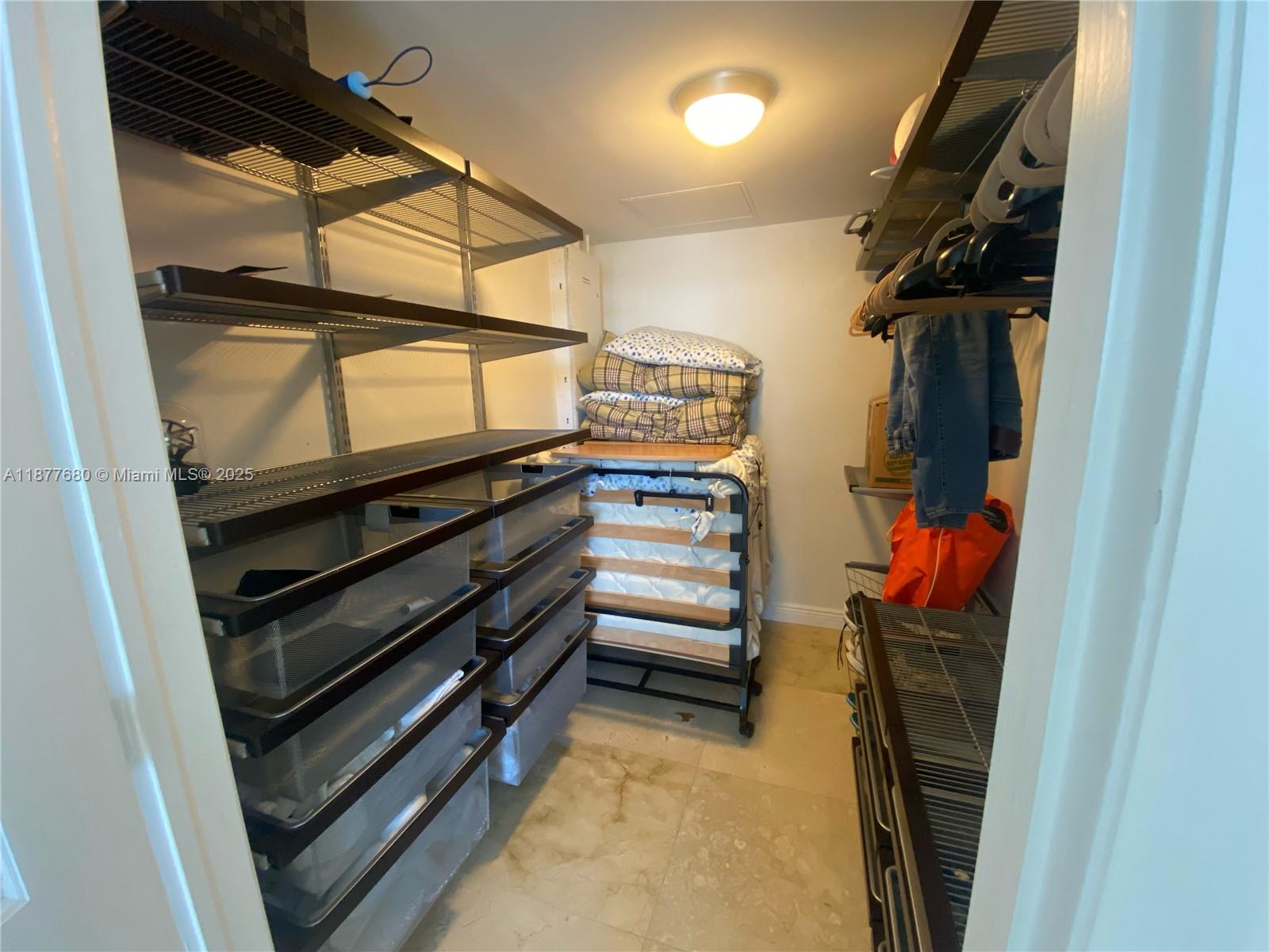 HARBOUR HOUSE - Residential Lease